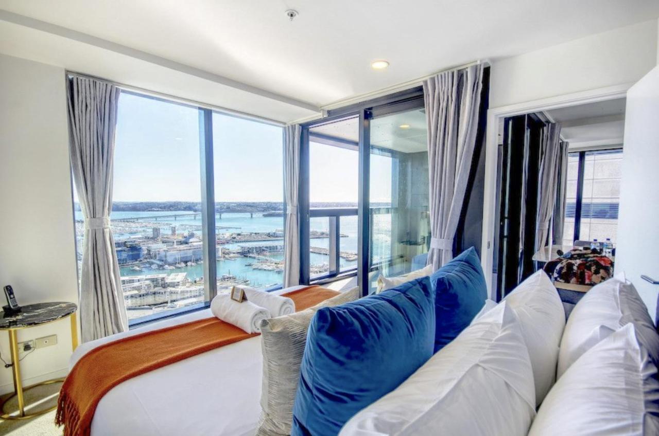 Magnificent Harbour View Skytower View Apartment In Cbd 奥克兰 外观 照片