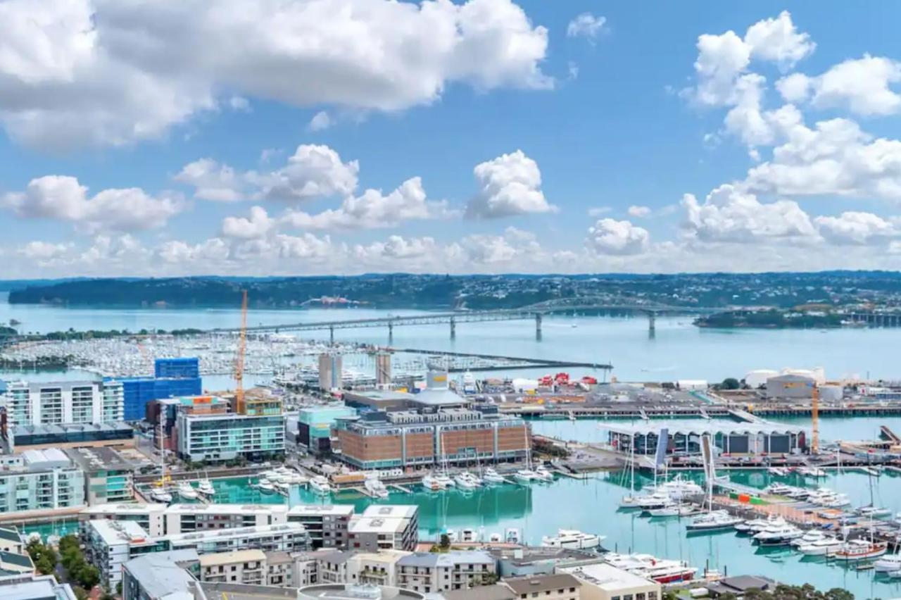 Magnificent Harbour View Skytower View Apartment In Cbd 奥克兰 外观 照片