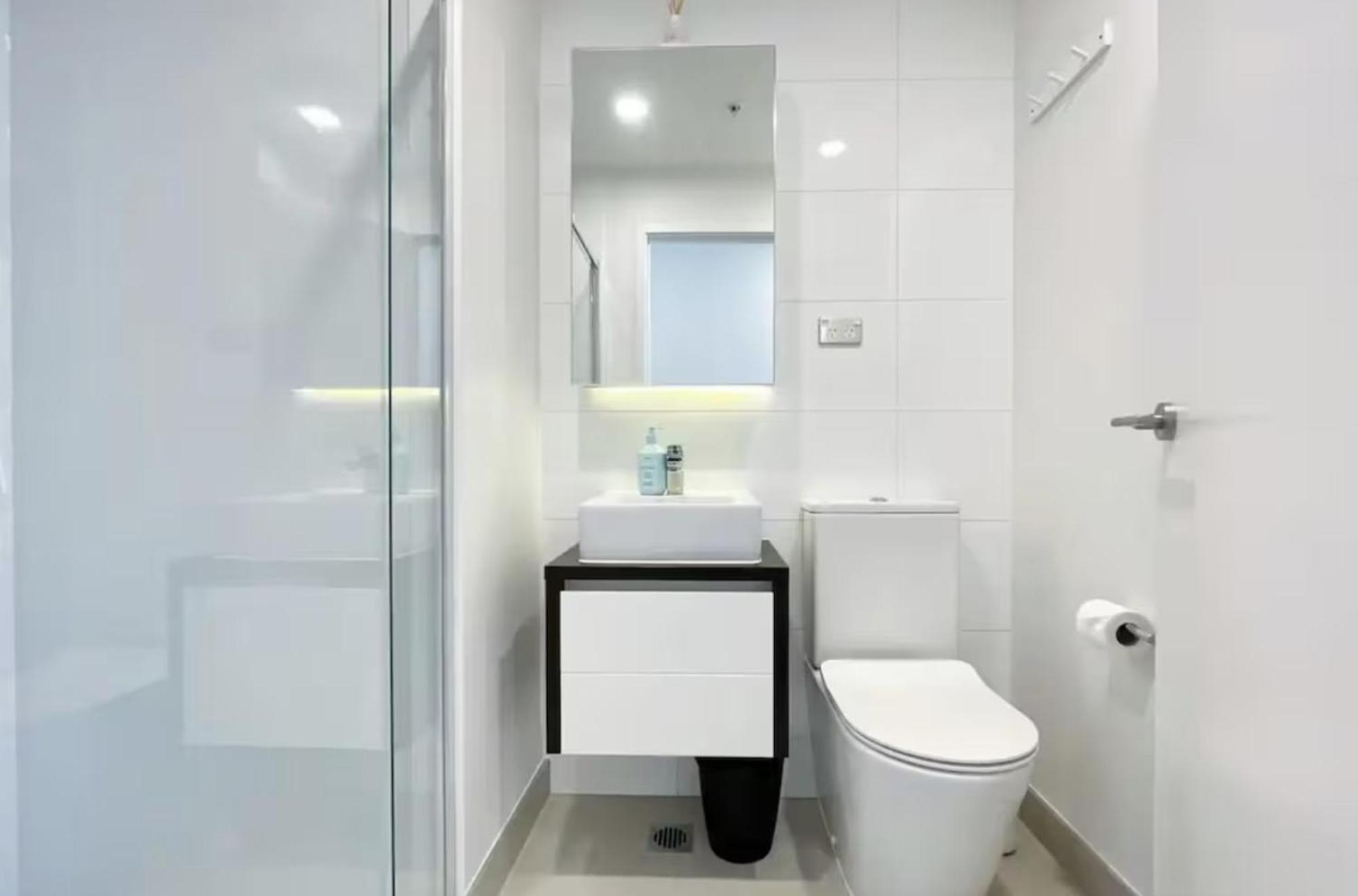 Magnificent Harbour View Skytower View Apartment In Cbd 奥克兰 外观 照片