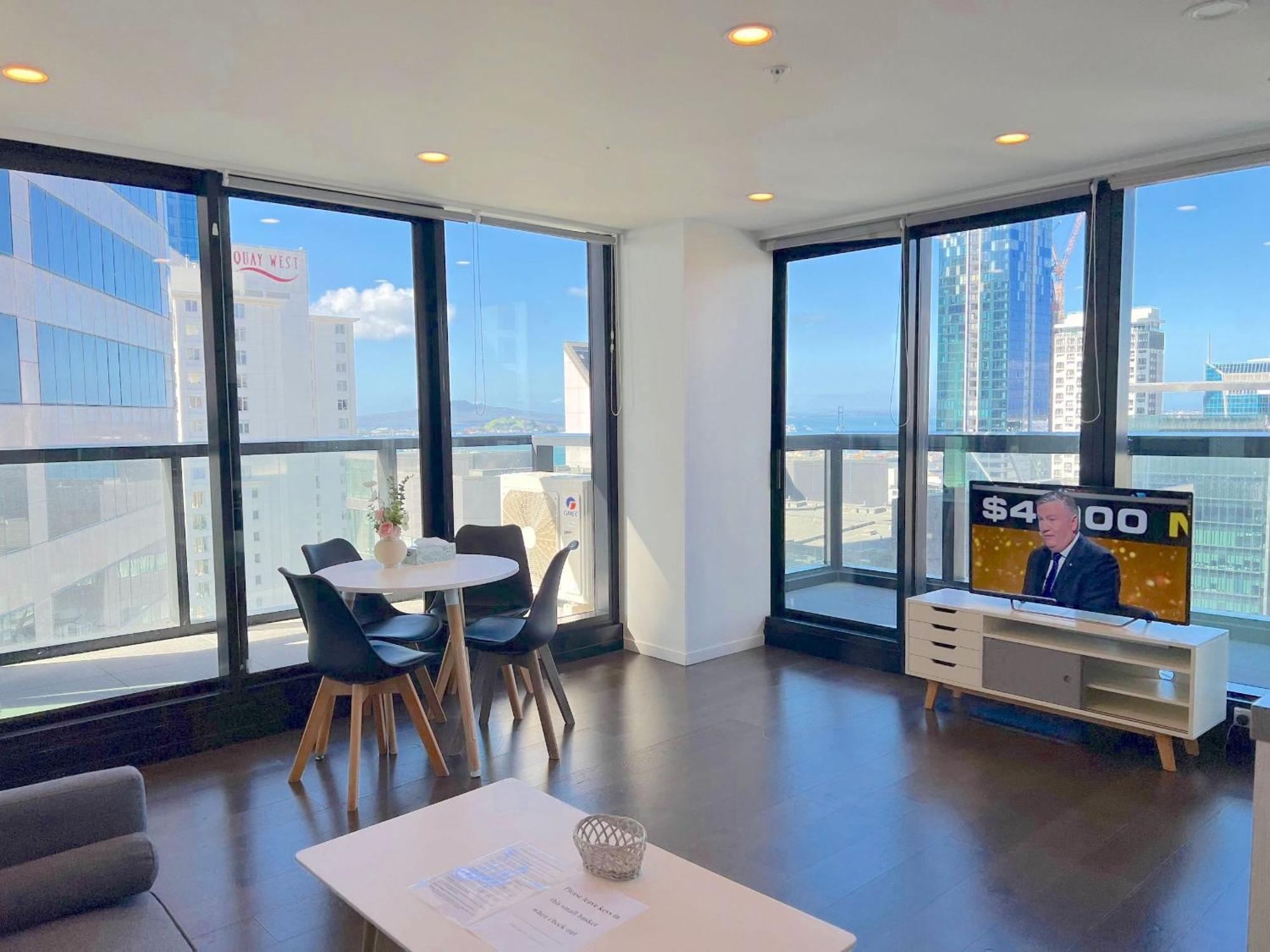 Magnificent Harbour View Skytower View Apartment In Cbd 奥克兰 外观 照片