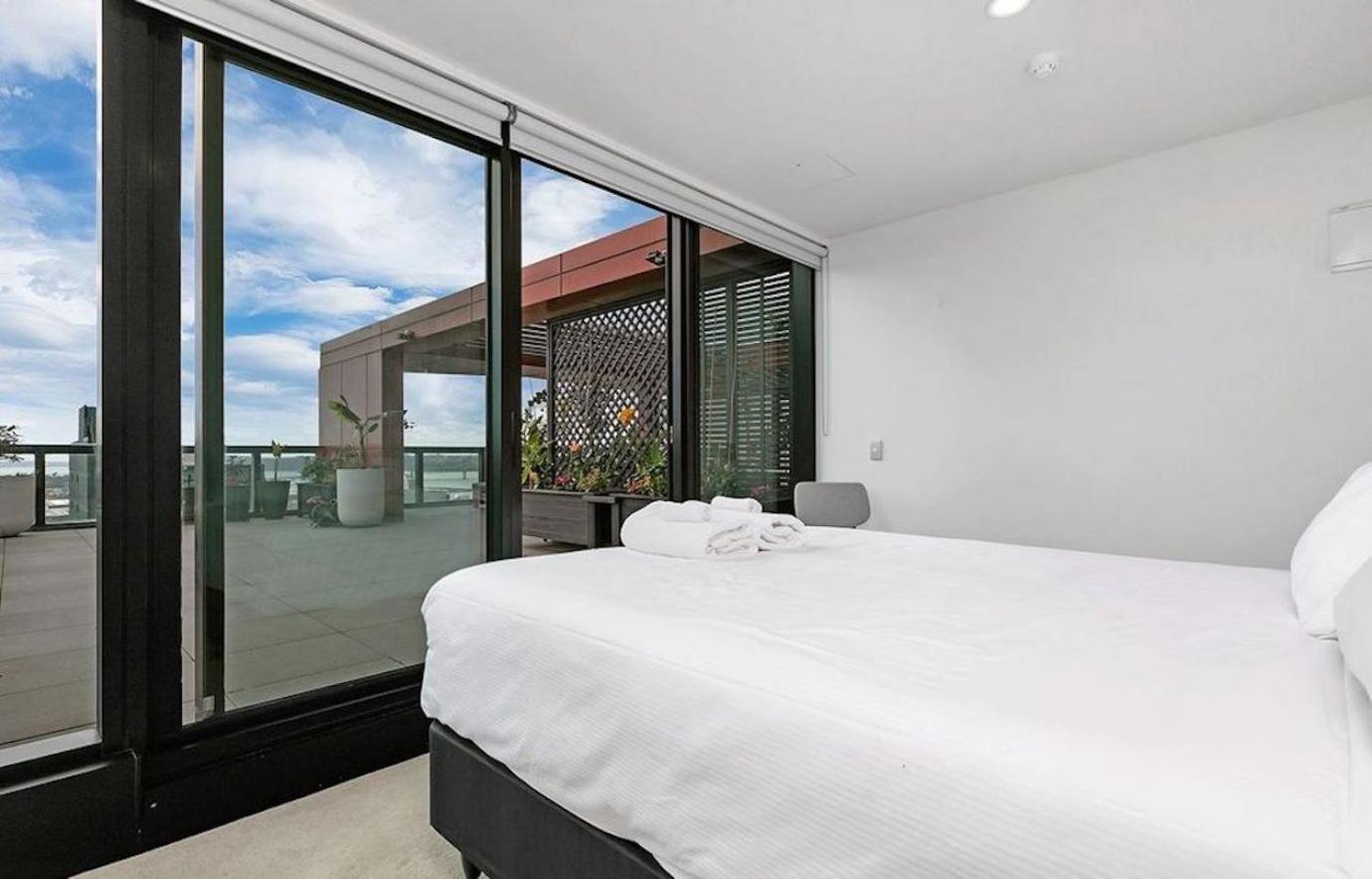 Magnificent Harbour View Skytower View Apartment In Cbd 奥克兰 外观 照片